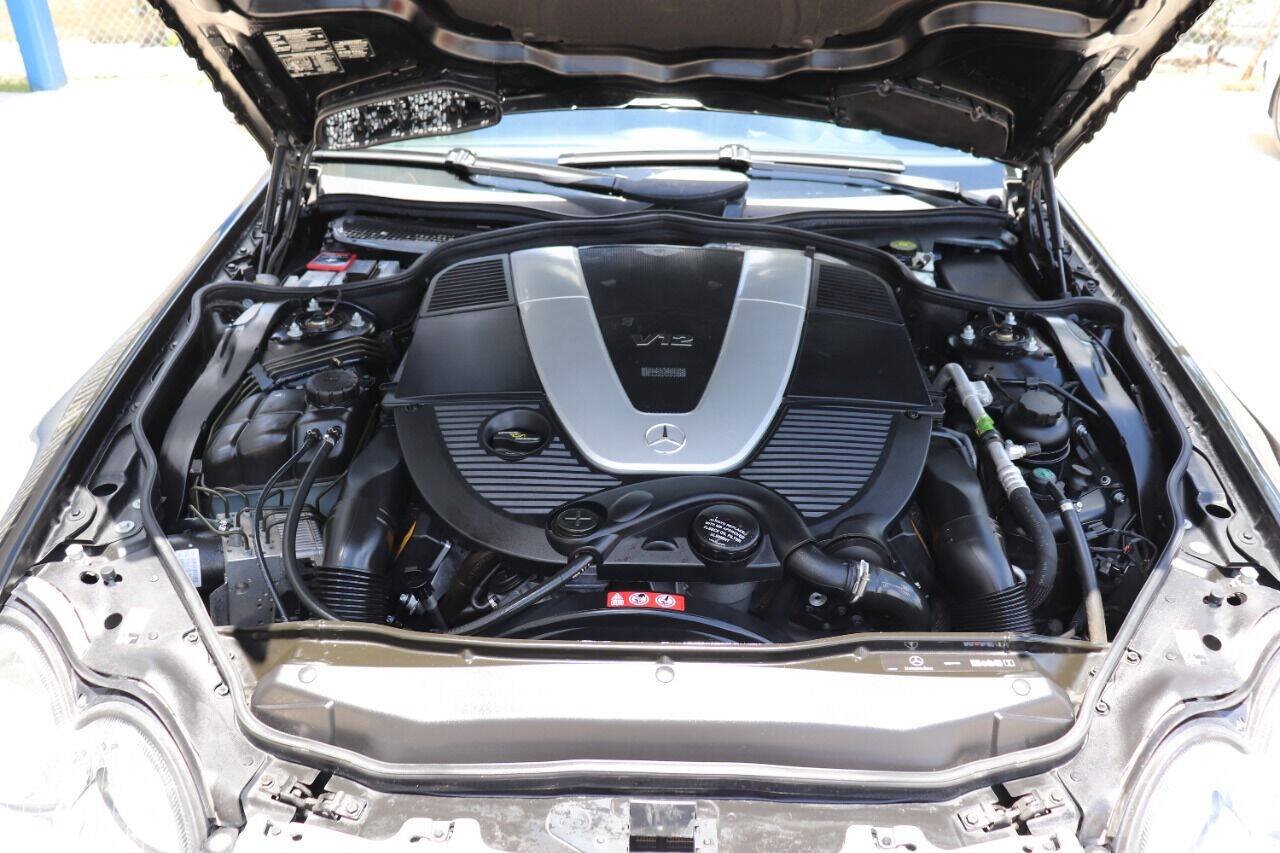 Used 2005 Mercedes-Benz SL 600 image 30