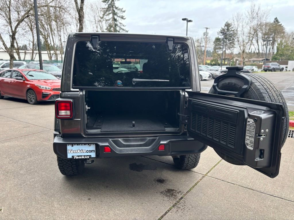 Used 2021 Jeep Wrangler Unlimited Sahara w/ Uconnect 4C Nav & Sound Group image 19