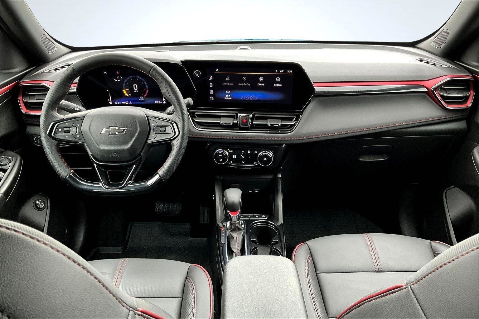 Used 2025 Chevrolet TrailBlazer RS w/ Convenience Package image 17