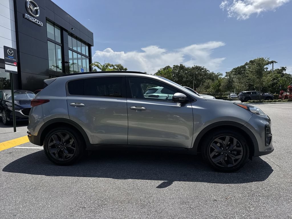 Used 2022 Kia Sportage Nightfall Edition FWD image 23
