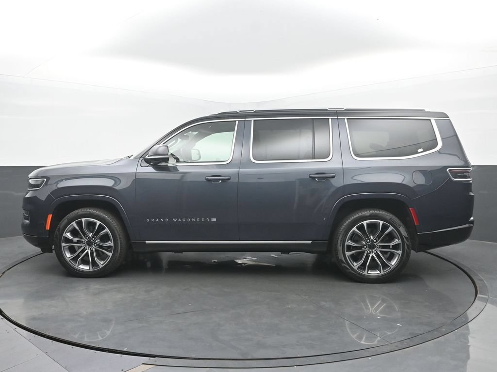 Used 2025 Jeep Grand Wagoneer Series III w/ Rear Seat Video Group 1 AWD/4WD image 3