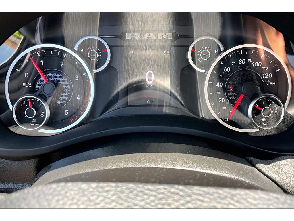 New 2026 RAM 3500 Tradesman AWD/4WD image 30