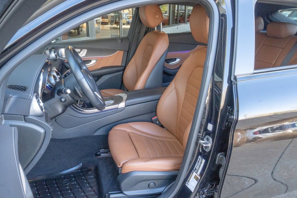 Used 2023 Mercedes-Benz GLC 300 4MATIC Coupe image 8