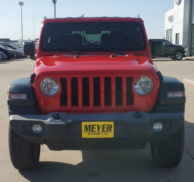 Used 2019 Jeep Wrangler Sport S image 3