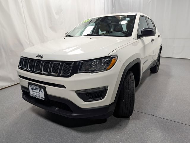 Used 2020 Jeep Compass Sport w/ Cold Weather Group AWD/4WD image 7