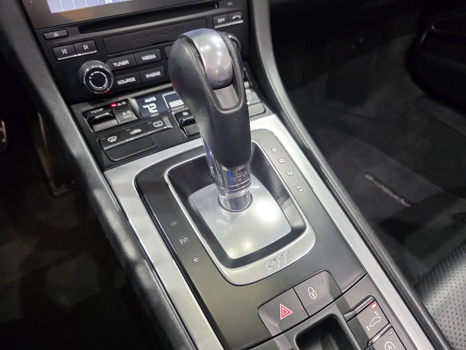 Used 2018 Porsche 911 Turbo image 20