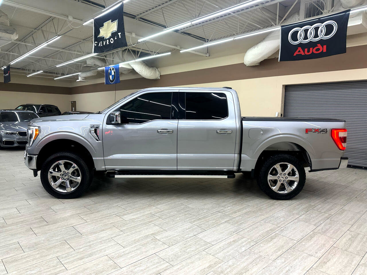 Used 2022 Ford F150 Lariat image 10
