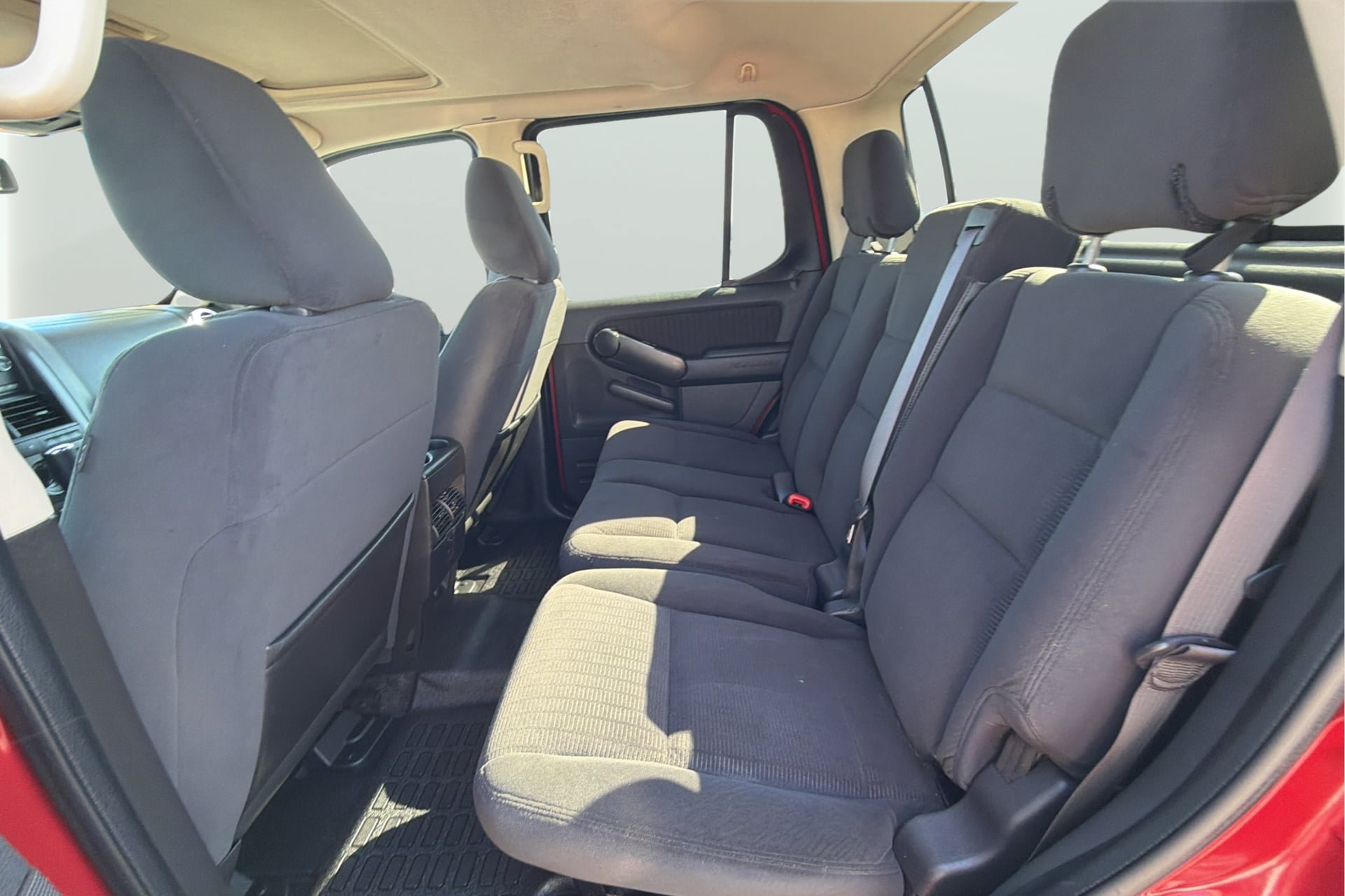 Used 2010 Ford Explorer Sport Trac XLT AWD/4WD image 29