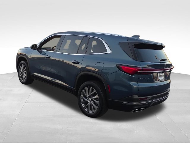 Certified 2025 Buick Enclave Preferred FWD image 3