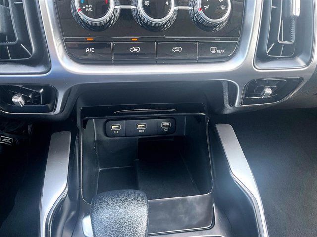 Used 2022 Kia Sorento LX AWD/4WD image 24