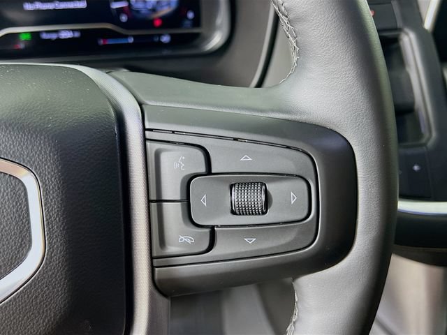 Used 2024 GMC Yukon XL SLT w/ SLT Luxury Package AWD/4WD image 34