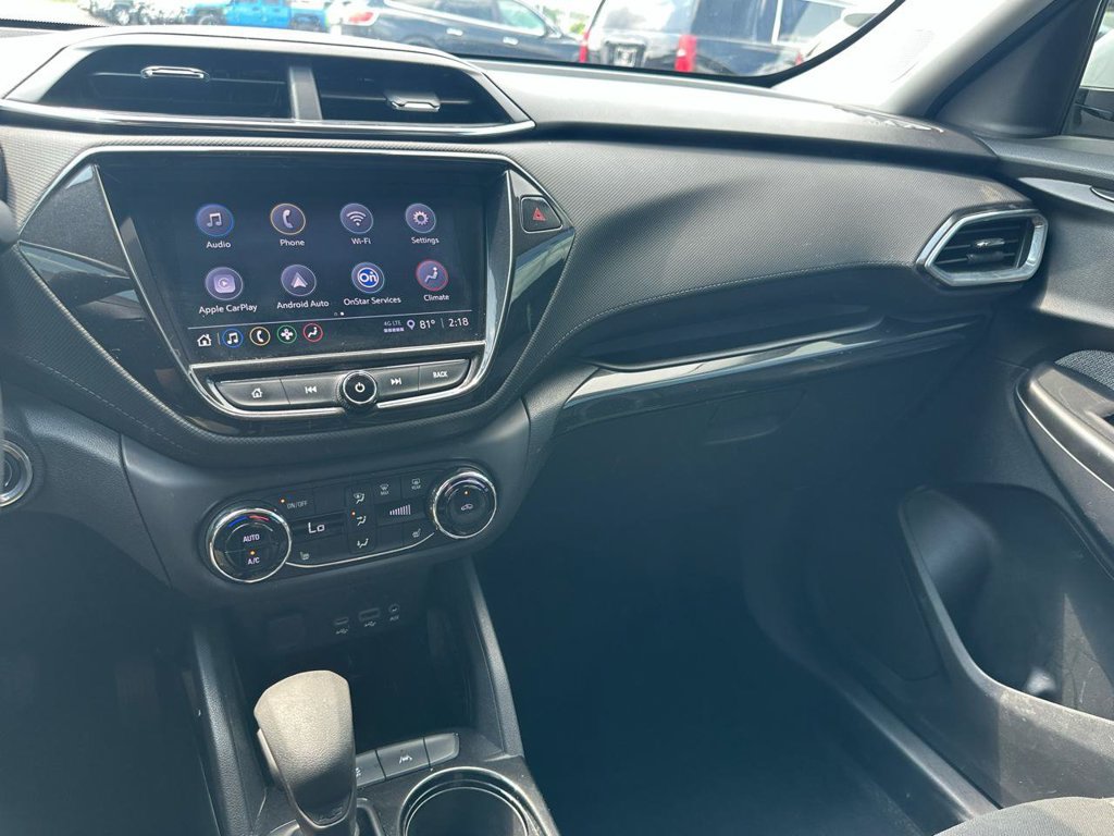 Used 2022 Chevrolet TrailBlazer LT w/ Convenience Package FWD image 6