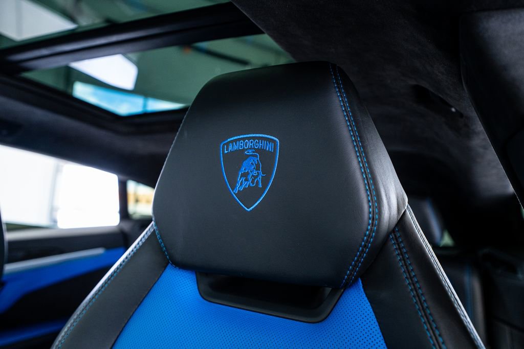 Used 2020 Lamborghini Urus image 43