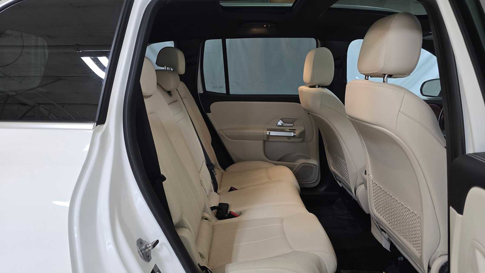 Certified 2022 Mercedes-Benz GLB 250 4MATIC image 12