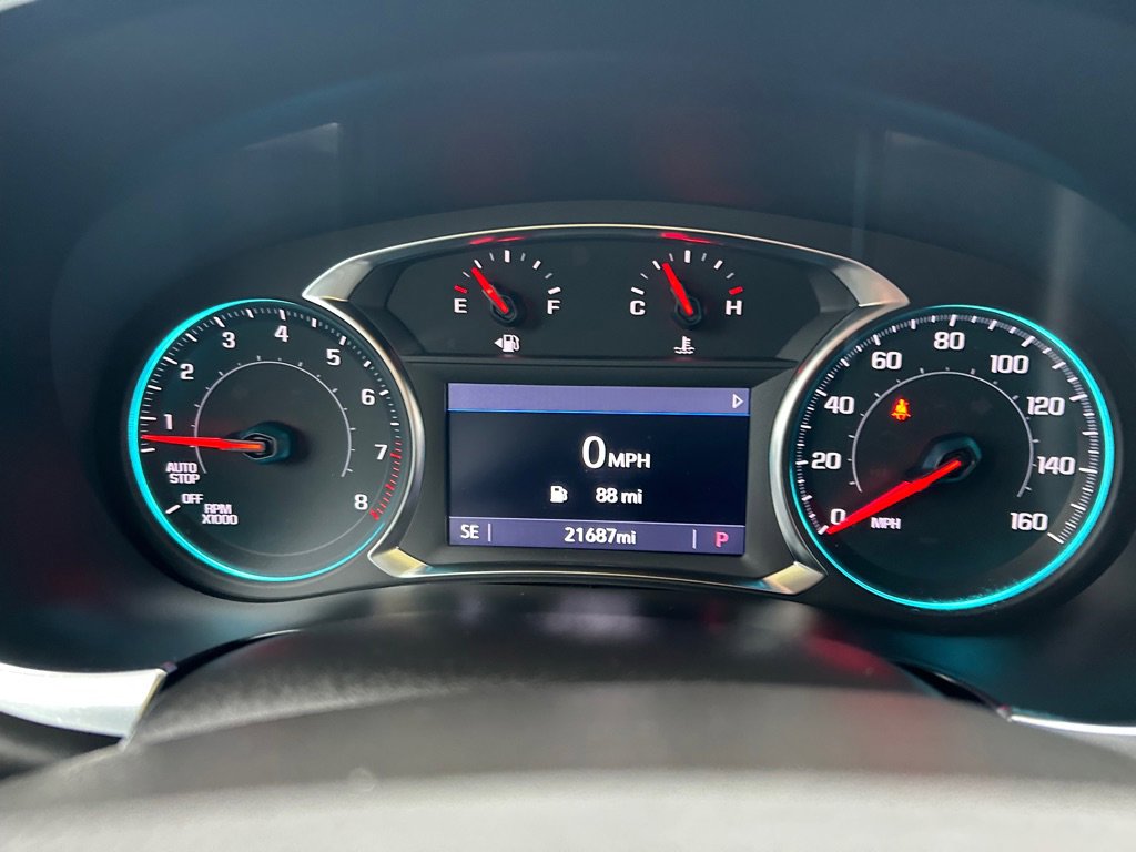 Used 2023 Chevrolet Traverse LT image 44