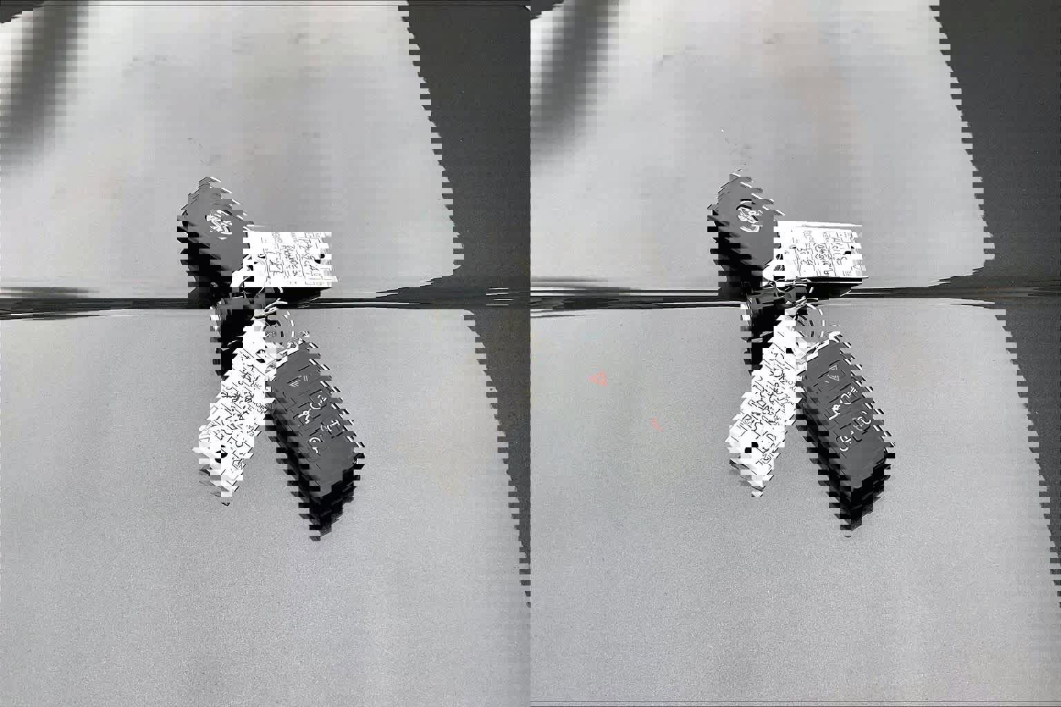 Used 2023 Land Rover Range Rover Long Wheelbase SE image 28