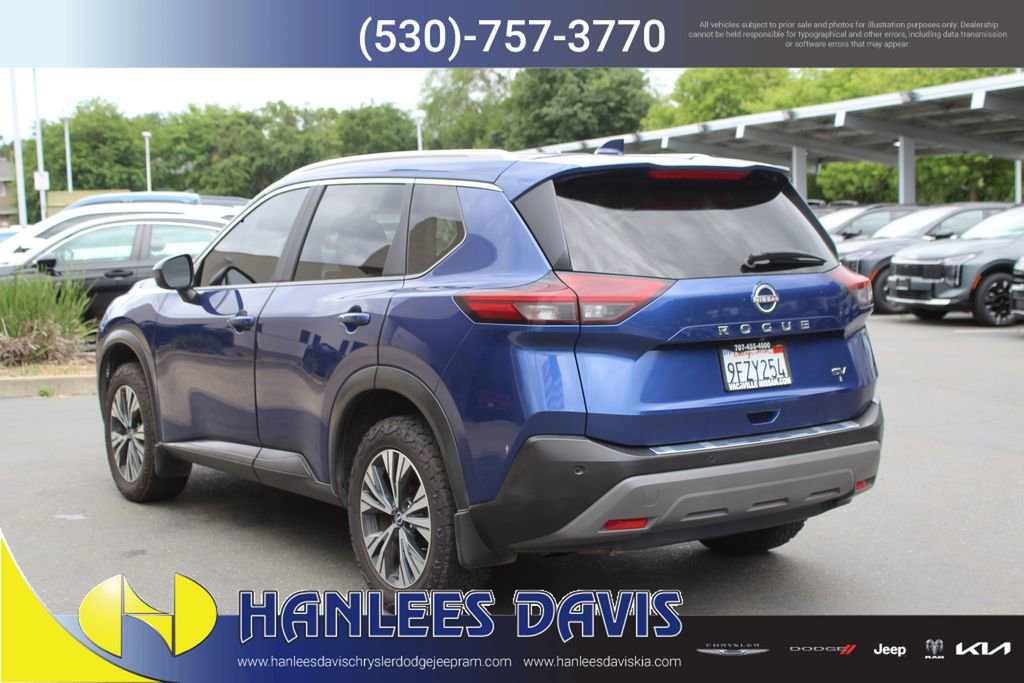 Used 2023 Nissan Rogue SV w/ SV Premium B Package image 9
