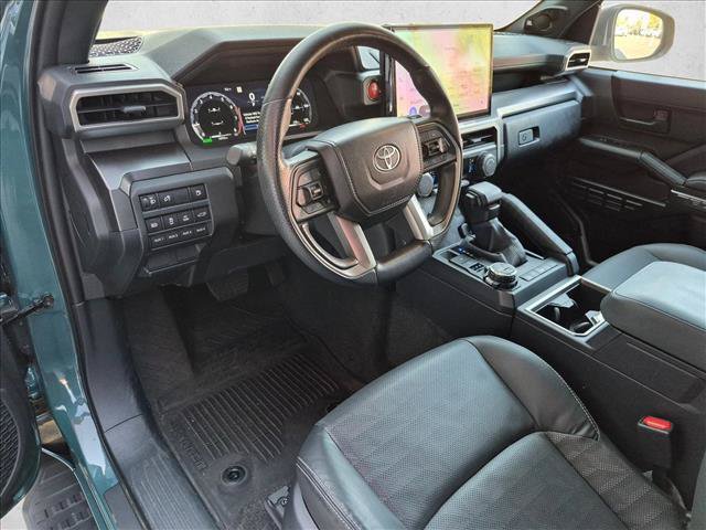 Certified 2025 Toyota 4Runner TRD Off-Road Premium AWD/4WD image 10