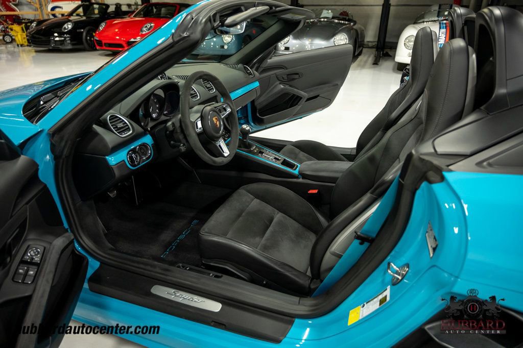 Used 2021 Porsche 718 Boxster Spyder RWD image 17