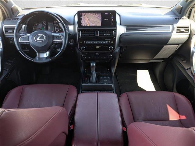 Used 2022 Lexus GX 460 Premium w/ Accessory Package AWD/4WD image 18