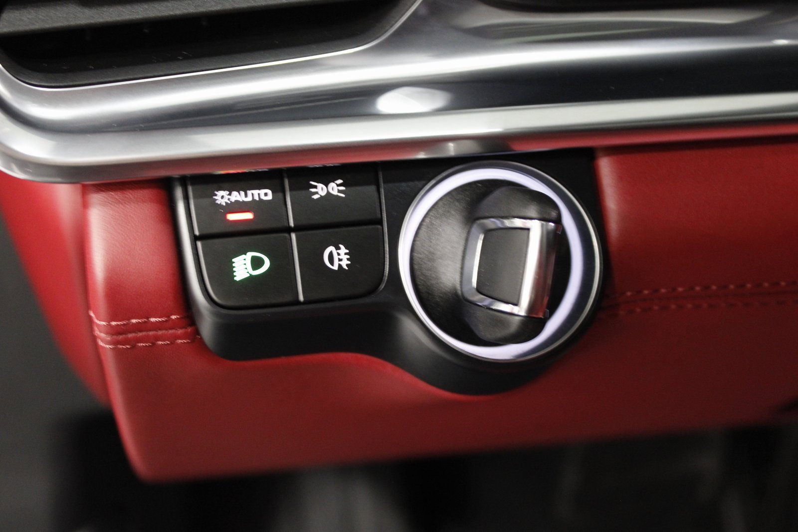 Certified 2022 Porsche Panamera 4 Platinum Edition image 26