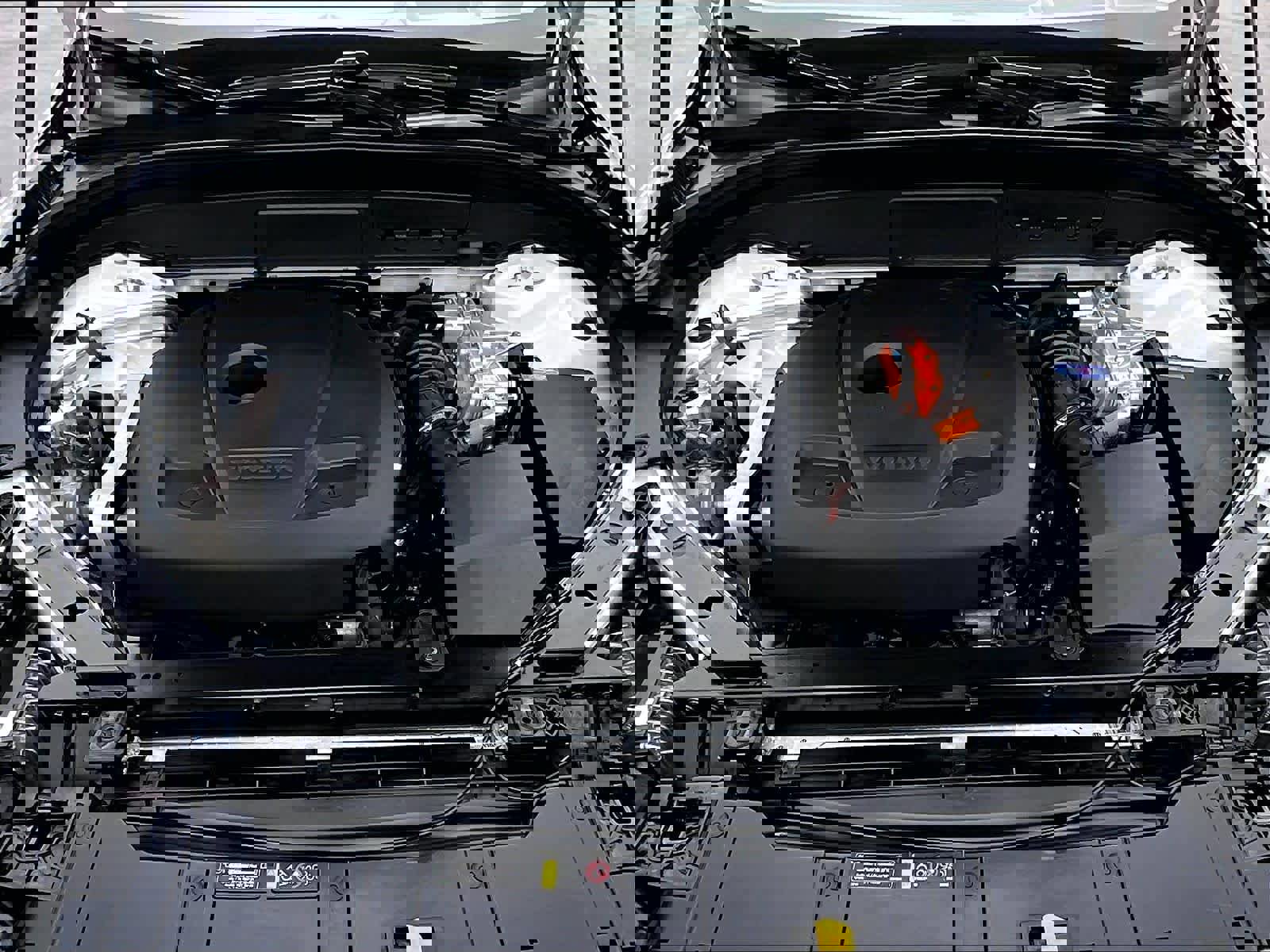 Used 2021 Volvo XC60 T8 Inscription w/ Advanced Package image 12