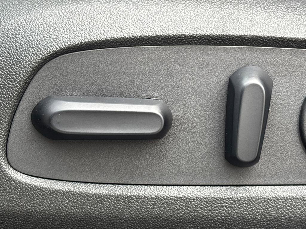 Used 2020 GMC Terrain SLT w/ Preferred Package image 34