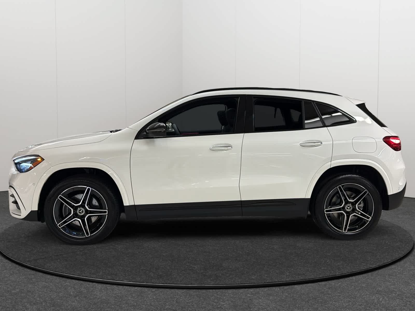 New 2026 Mercedes-Benz GLA 250 4MATIC image 3