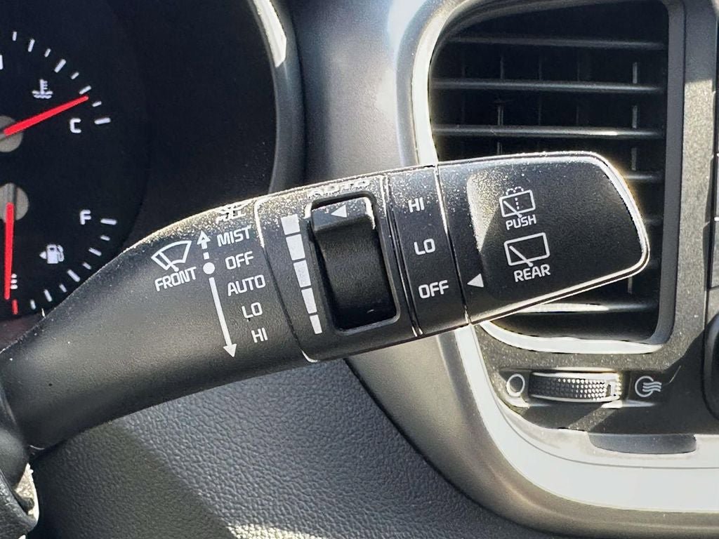 Used 2019 Kia Sorento SX image 32