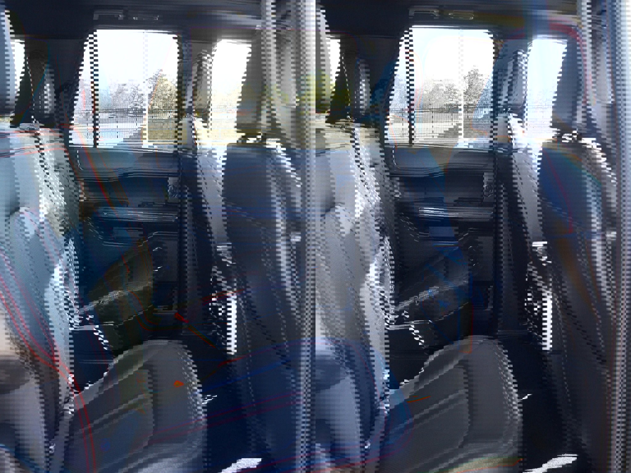 Used 2024 Ford Expedition Limited image 23