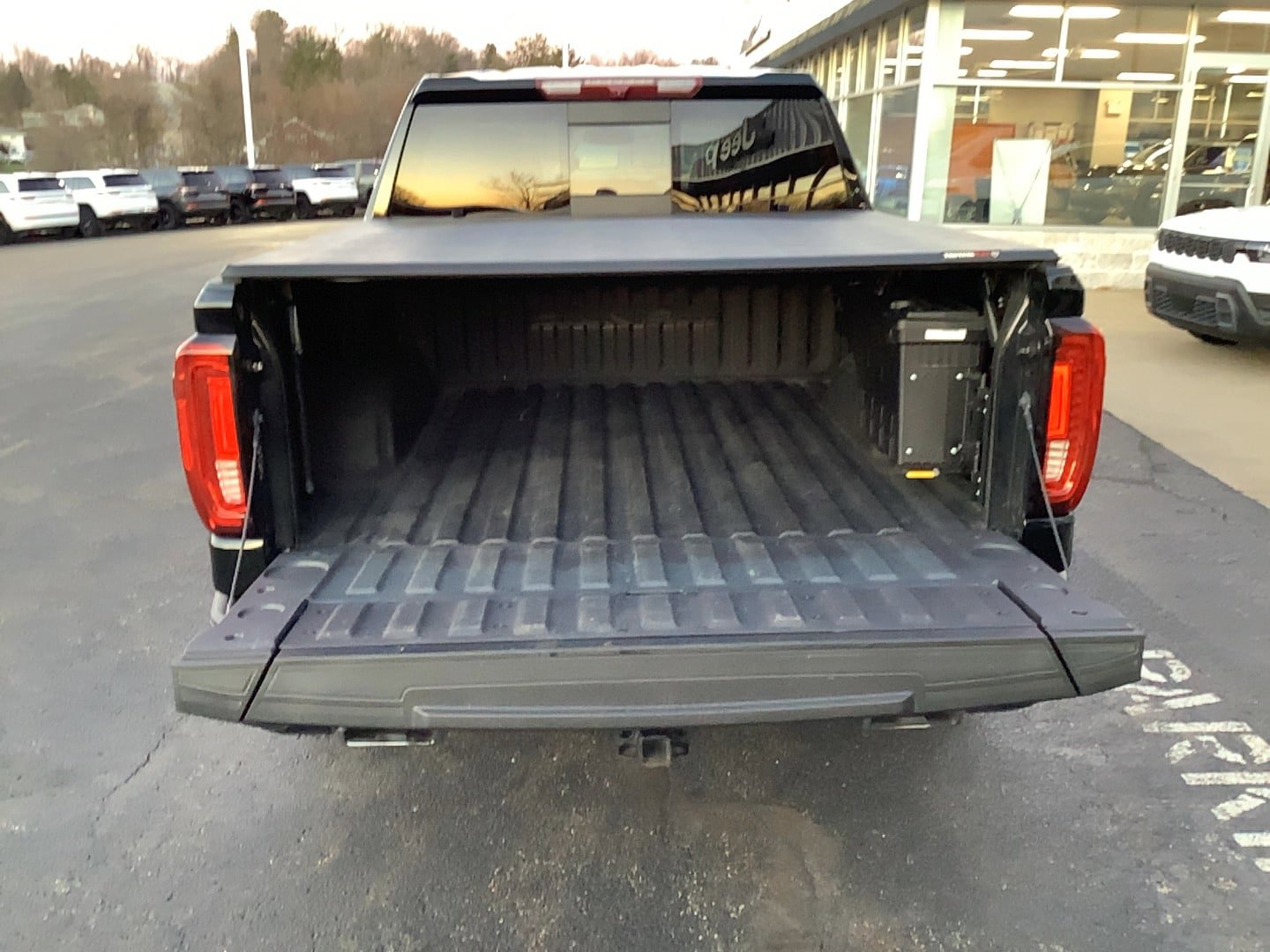 Used 2022 GMC Sierra 1500 Denali image 5