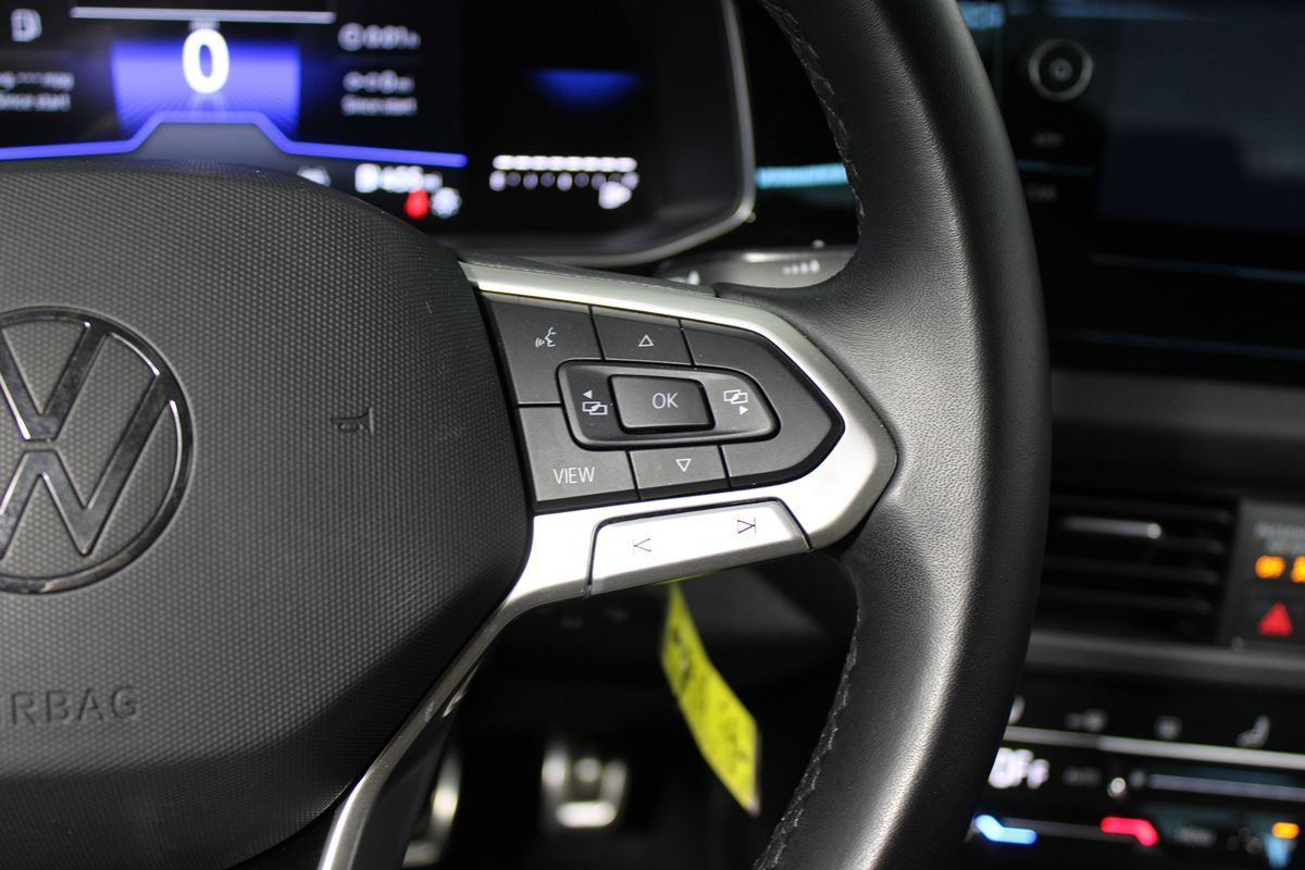Used 2025 Volkswagen Jetta Sport FWD image 13