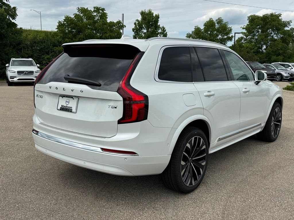 New 2026 Volvo XC90 T8 Plus w/ Protection Package Premier AWD/4WD image 4