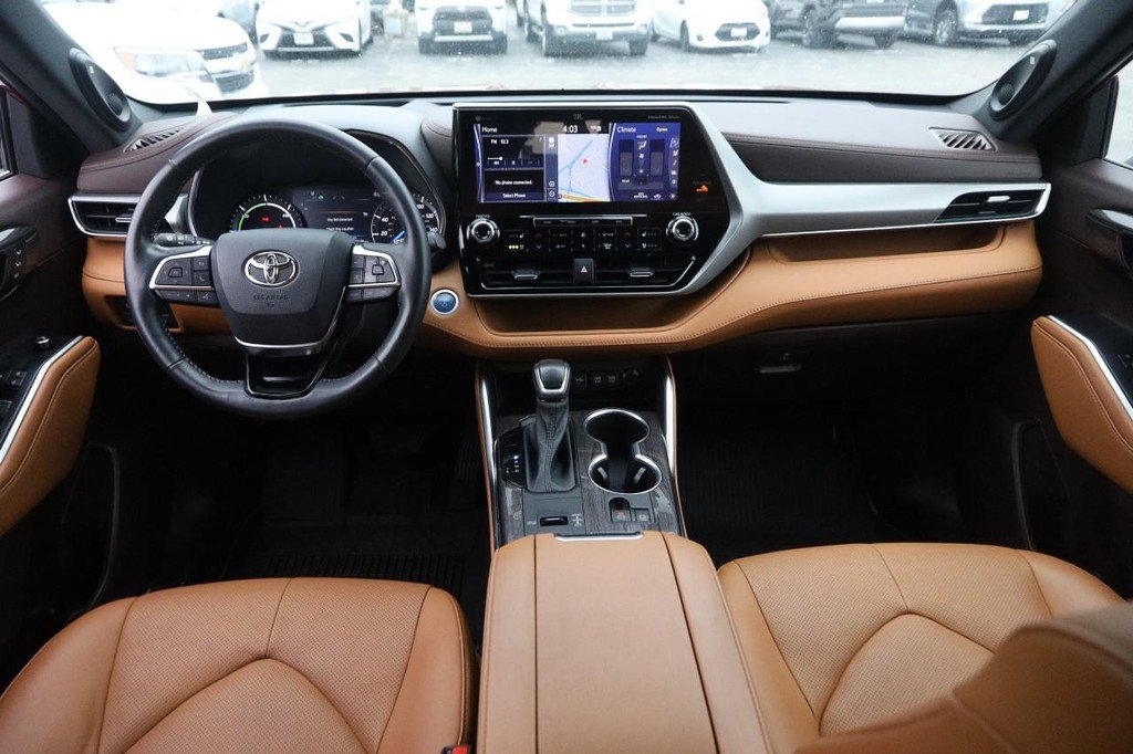 Used 2021 Toyota Highlander Platinum AWD/4WD image 23