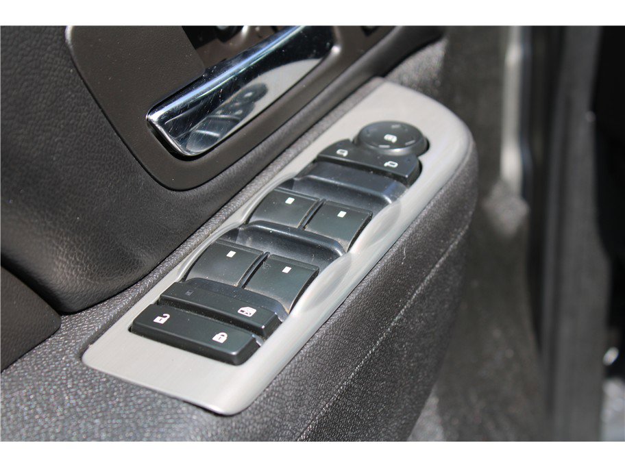 Used 2013 Chevrolet Silverado 2500 LTZ w/ LTZ Plus Package image 16