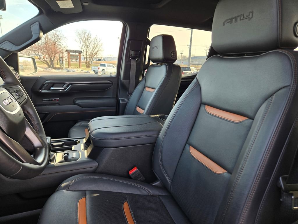 Used 2025 GMC Sierra 1500 AT4 w/ AT4 Preferred Package image 24