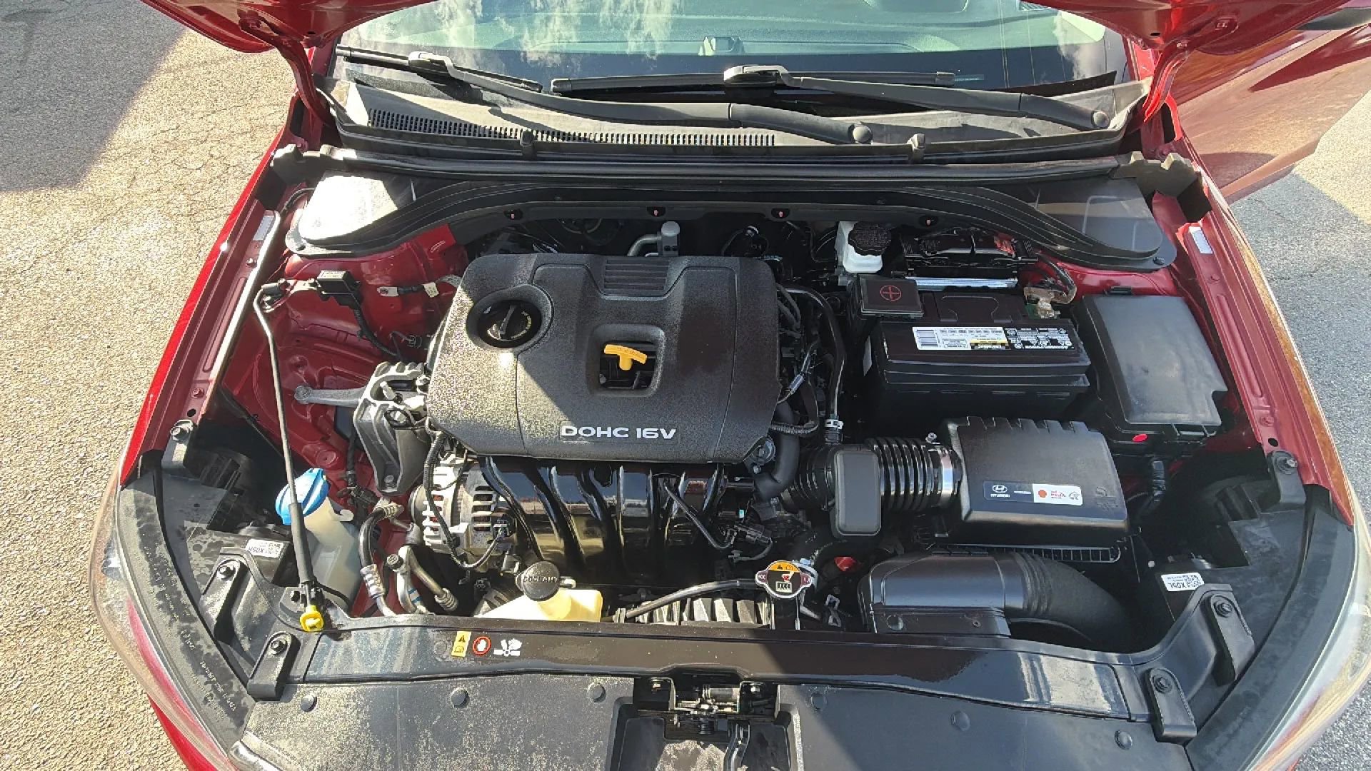 Used 2017 Hyundai Elantra SE image 30