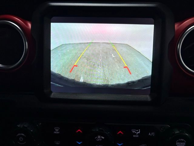 Used 2018 Jeep Wrangler Unlimited Rubicon image 19