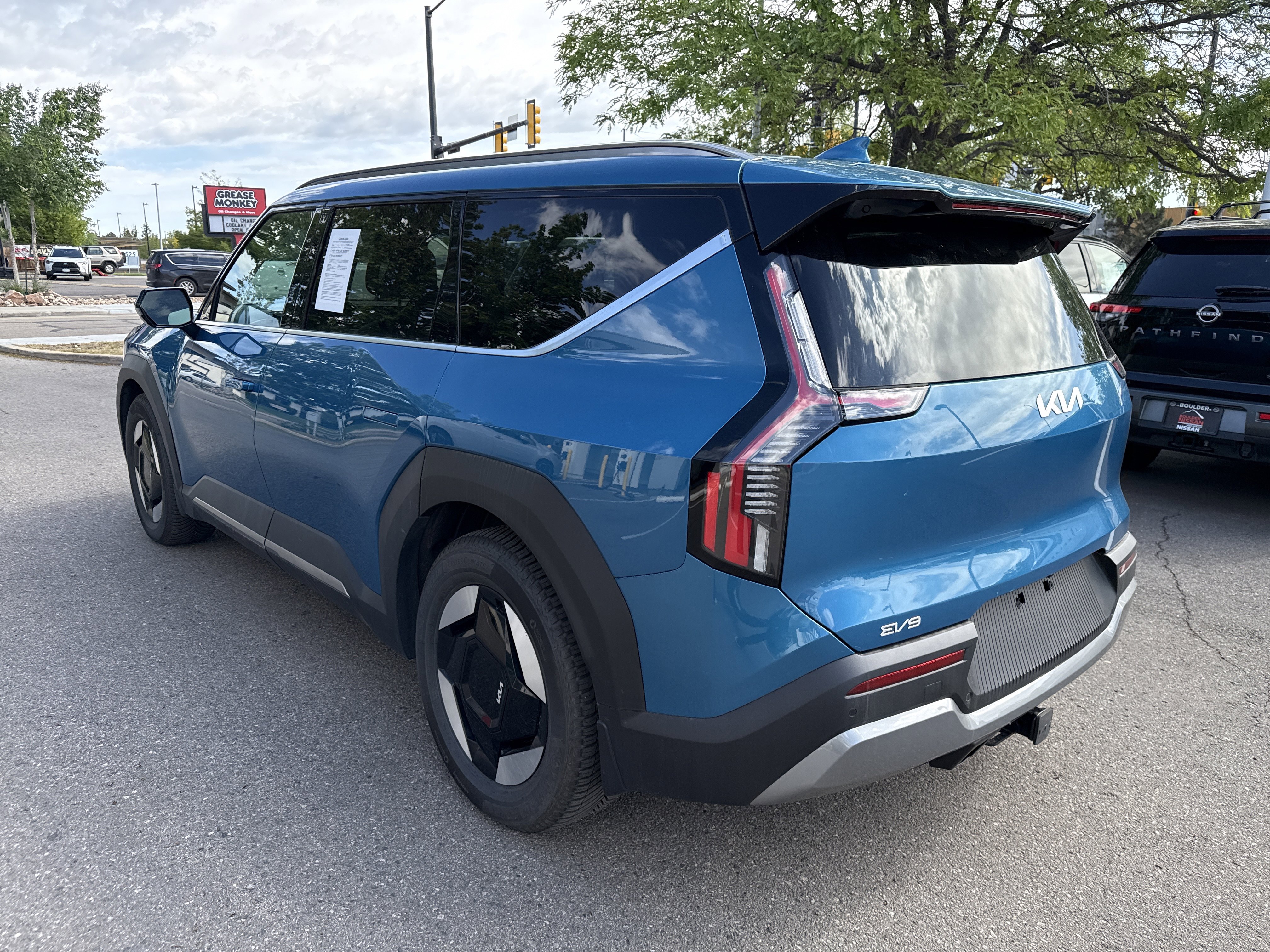Used 2024 Kia EV9 Wind AWD/4WD image 5