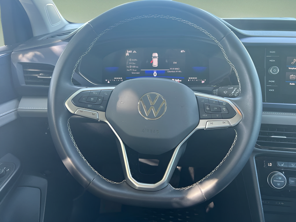 Used 2024 Volkswagen Taos SE AWD/4WD image 18
