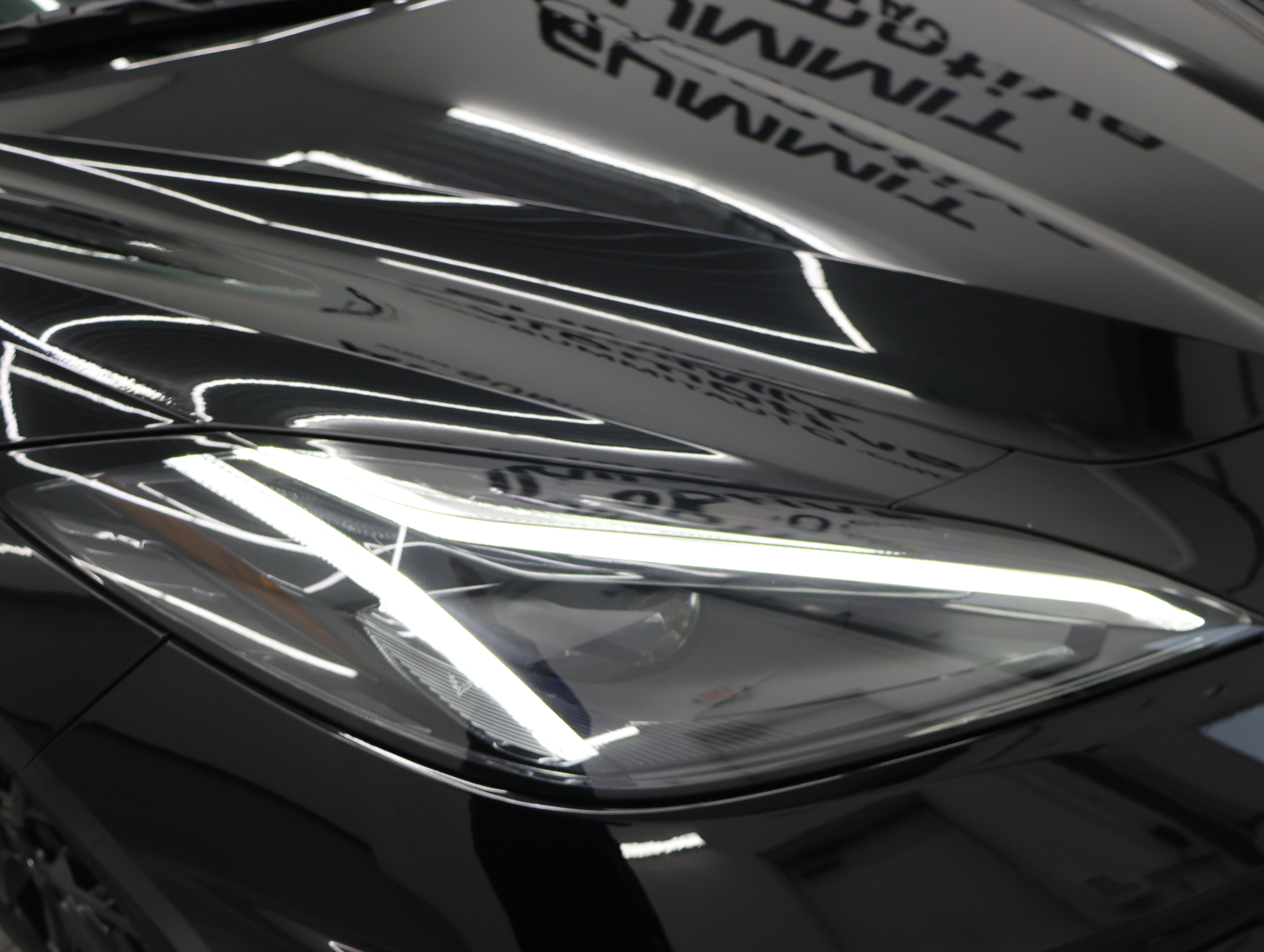 Used 2023 Chevrolet Corvette Stingray Premium Cpe w/ Z51 Performance Package image 21