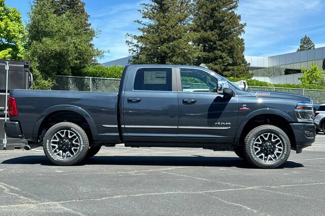 New 2026 RAM 2500 Limited AWD/4WD image 3