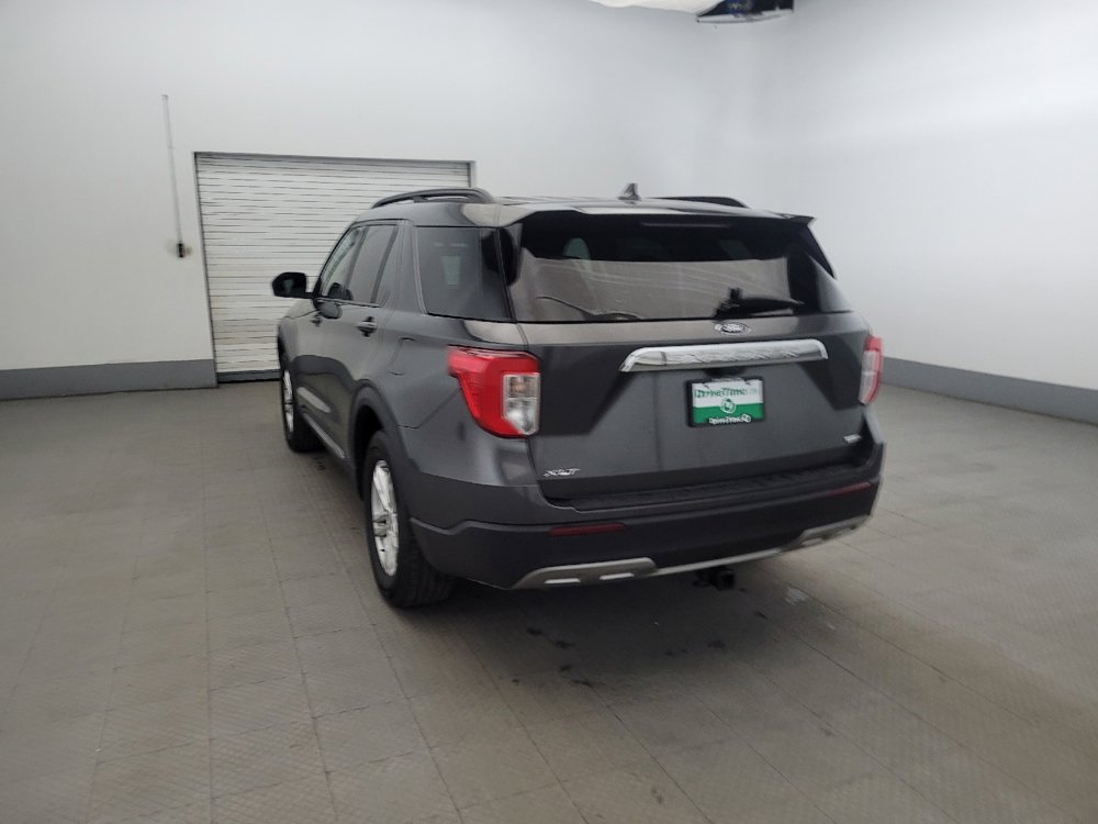 Used 2020 Ford Explorer XLT w/ Equipment Group 202A image 5