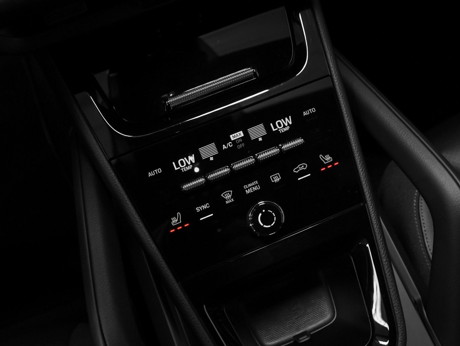 Certified 2025 Porsche Cayenne image 32