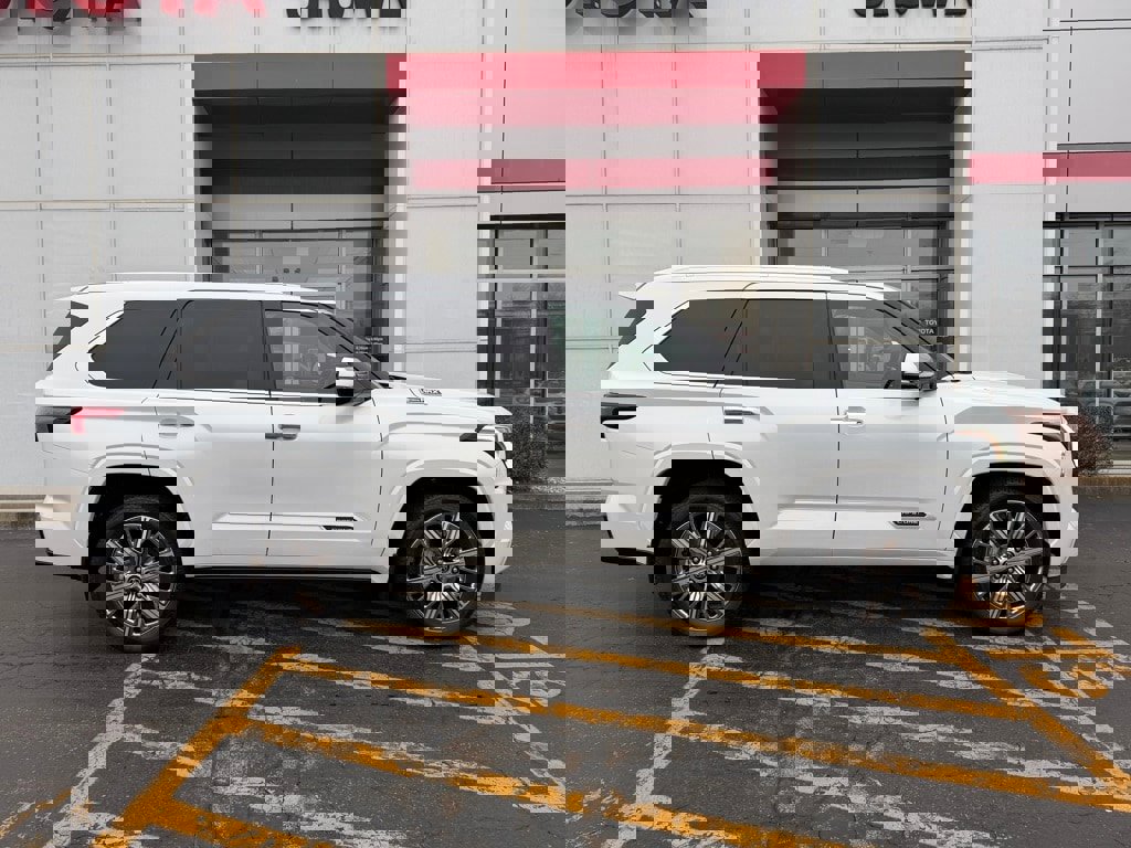 Certified 2024 Toyota Sequoia Capstone image 4