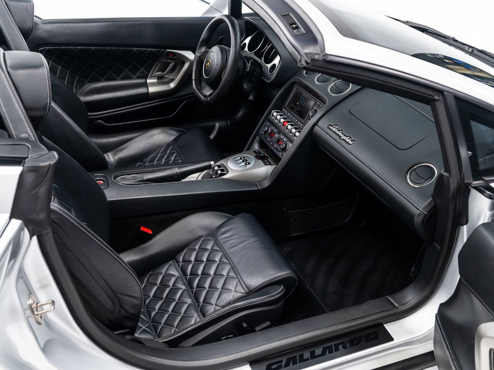 Used 2011 Lamborghini Gallardo LP 560-4 AWD/4WD image 28