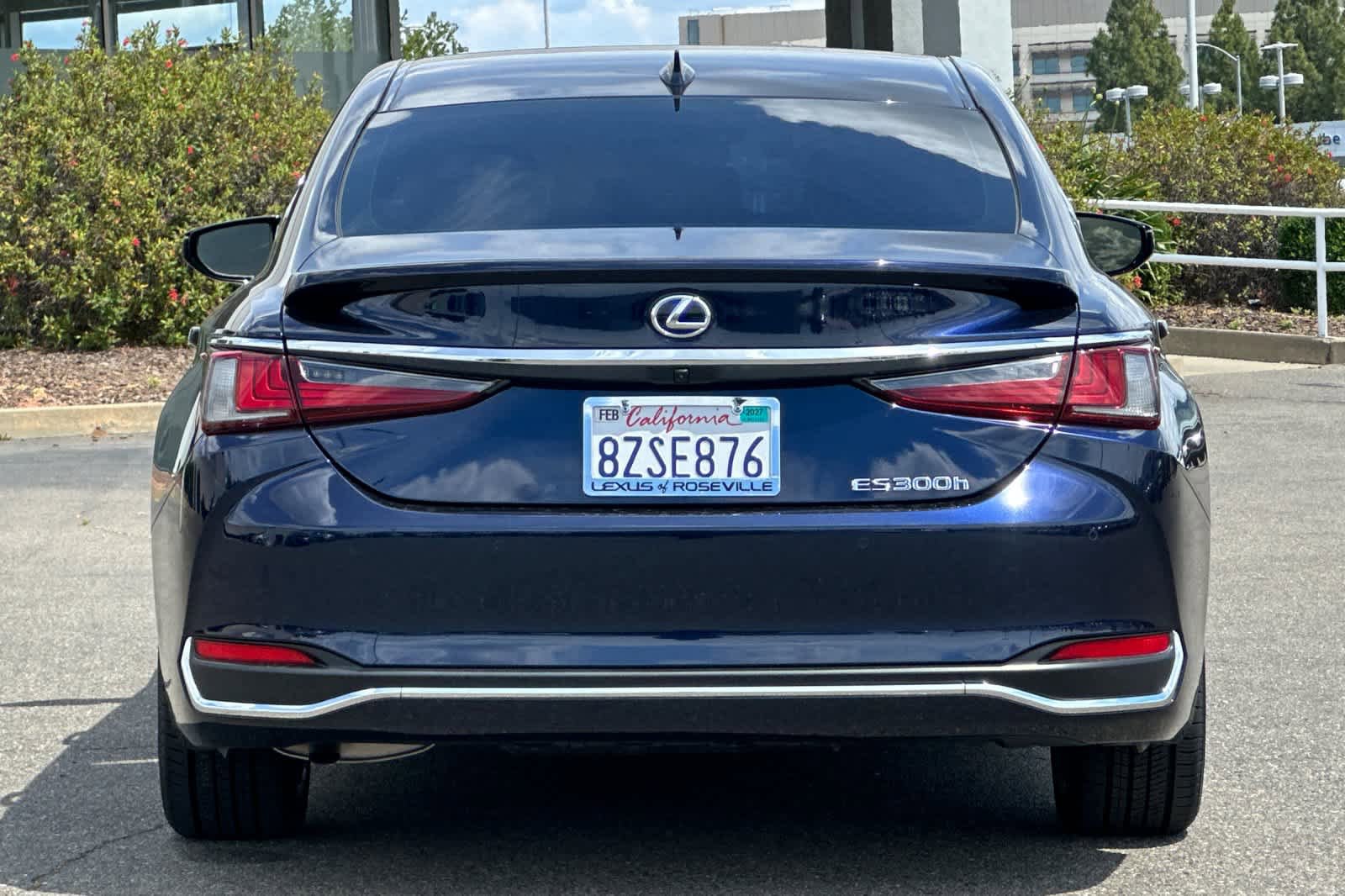Used 2022 Lexus ES 300h w/ Premium Package FWD image 8