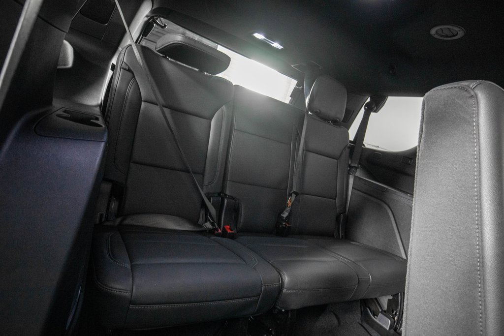 Used 2025 Chevrolet Tahoe LT image 14