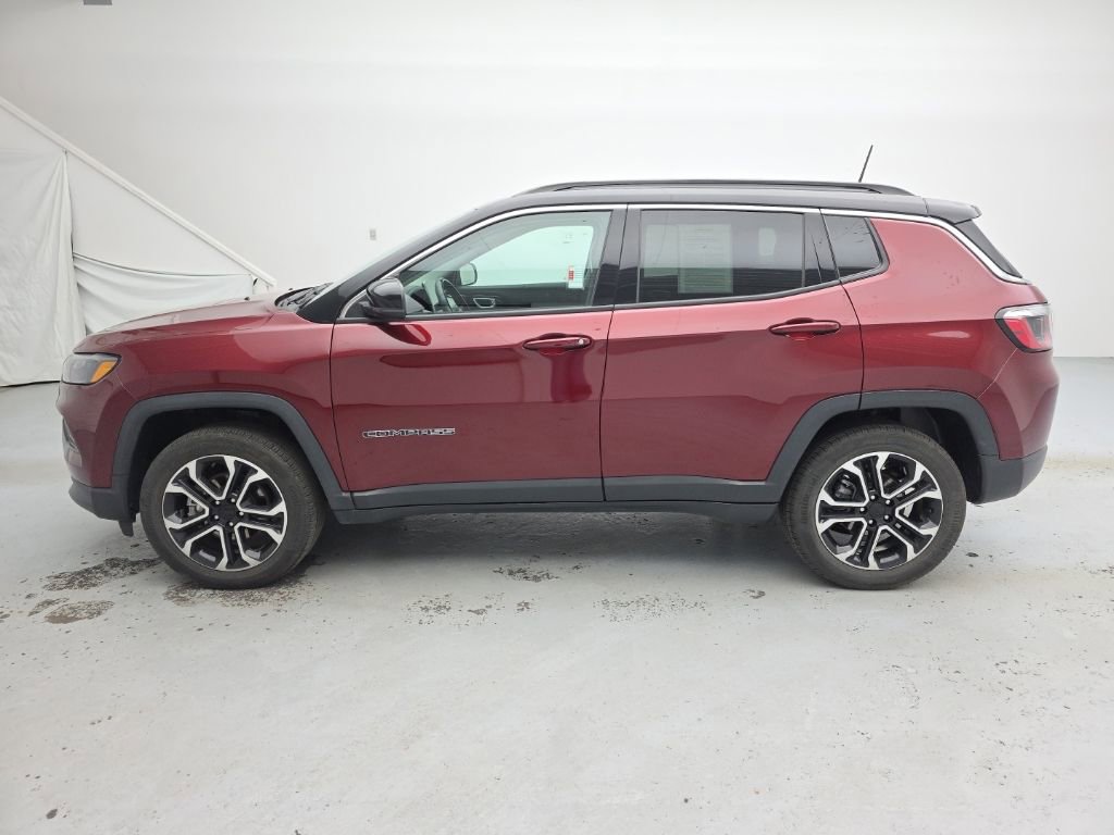 Used 2022 Jeep Compass Limited AWD/4WD image 8
