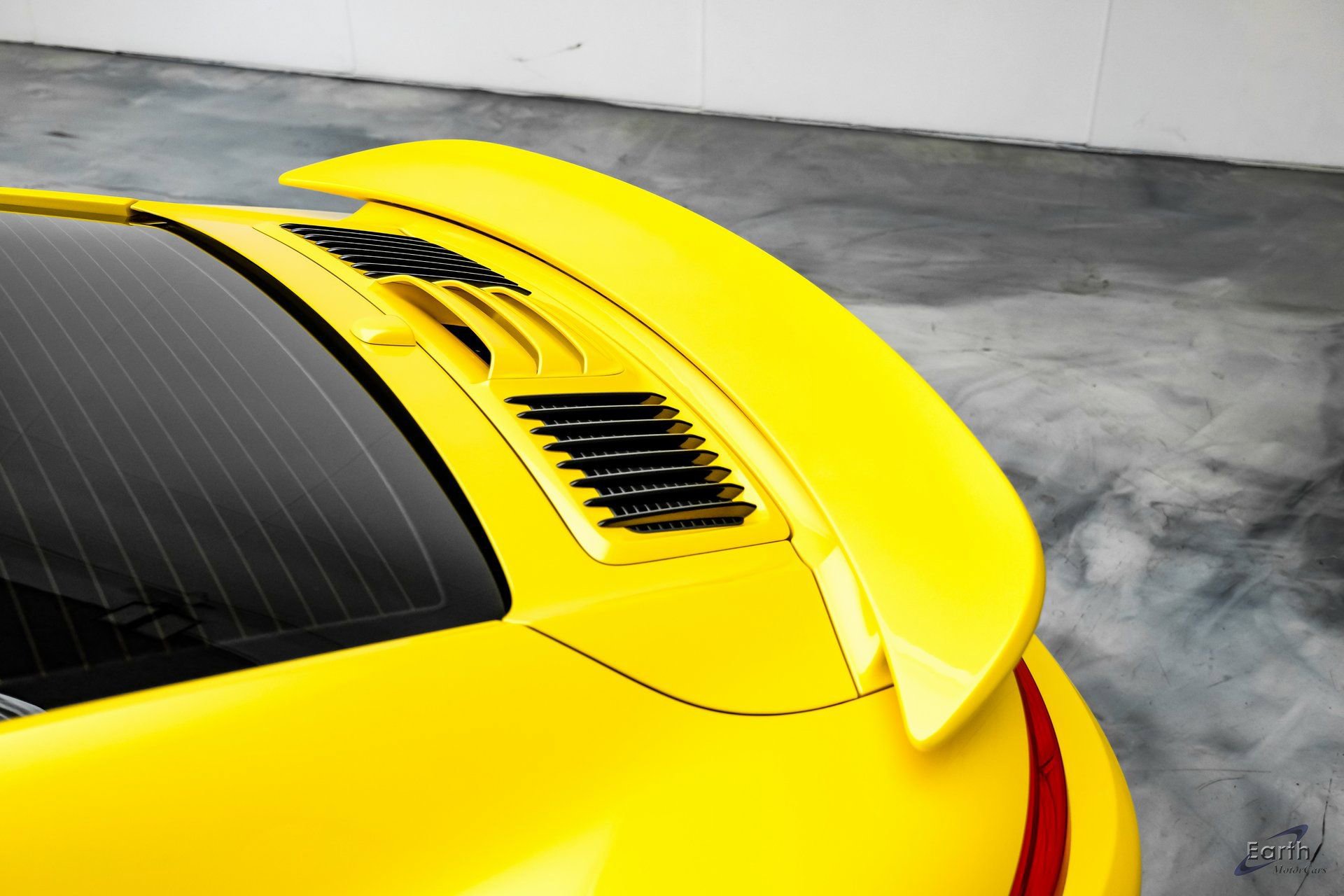 Used 2018 Porsche 911 Turbo S image 34